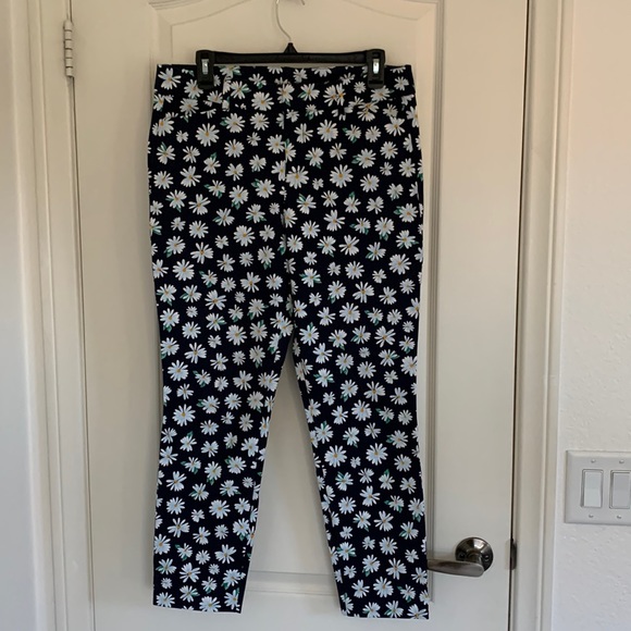 ON pixie pant - Picture 1 of 10